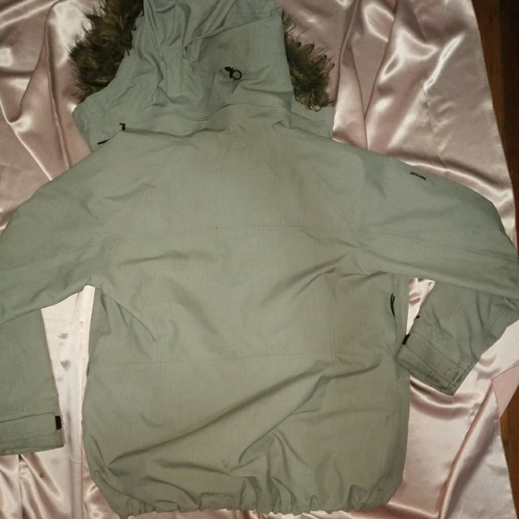 Under Armor winter coat - Picture 5 of 5